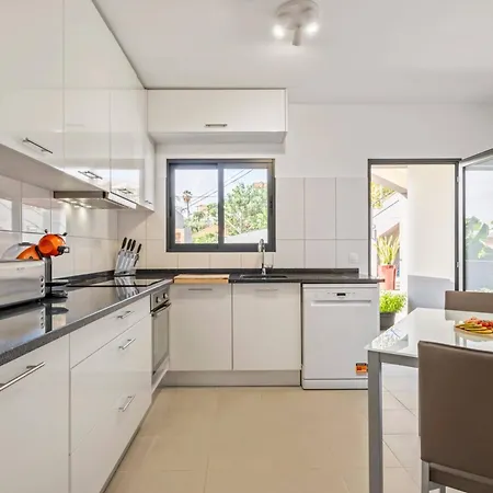Larano Apartment